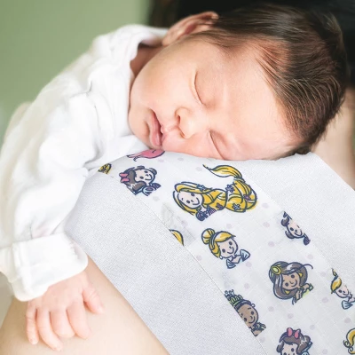 Disney Princess 100% Cotton Muslin Burp Cloths - 2pk 5 Disney Princess 100% Cotton Muslin Burp Cloths - 2pk - Image 3