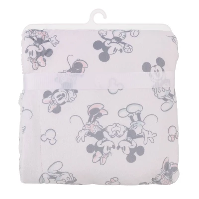 Disney Mickey & Minnie Plush Baby Blanket 7 Disney Mickey & Minnie Plush Baby Blanket - Image 5