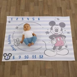 Disney Mickey Mouse Milestone Blanket