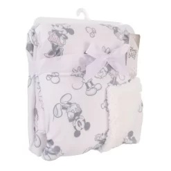 Disney Mickey & Minnie Plush Baby Blanket 11 Disney Mickey & Minnie Plush Baby Blanket -Disney GUEST d25cca31 b4dd 4f84 9582 8a13b766794b